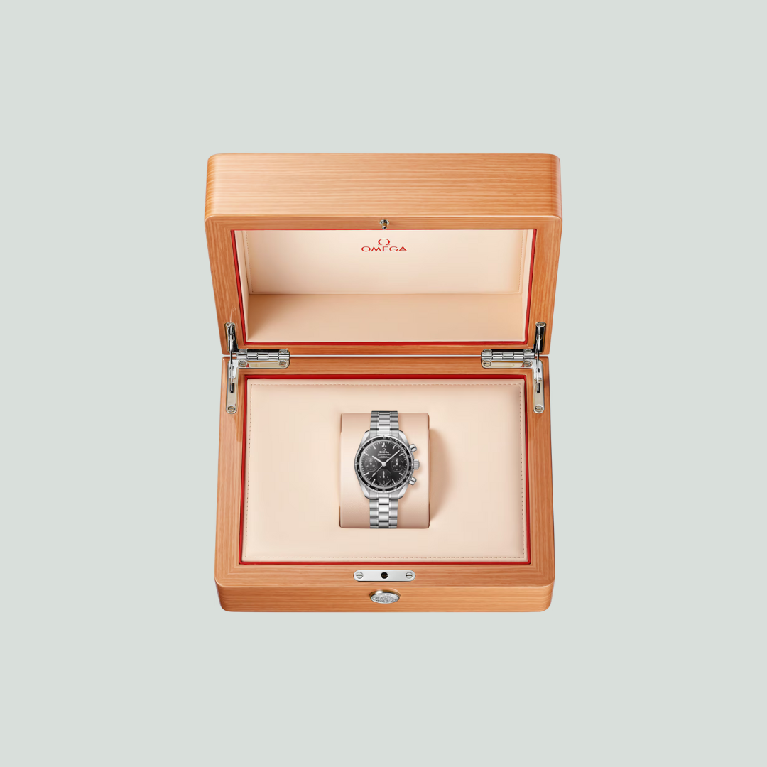 Omega Speedmaster 38