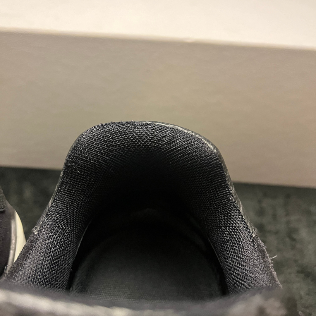 Louis Vuitton Trainer Sneaker Size 6.5