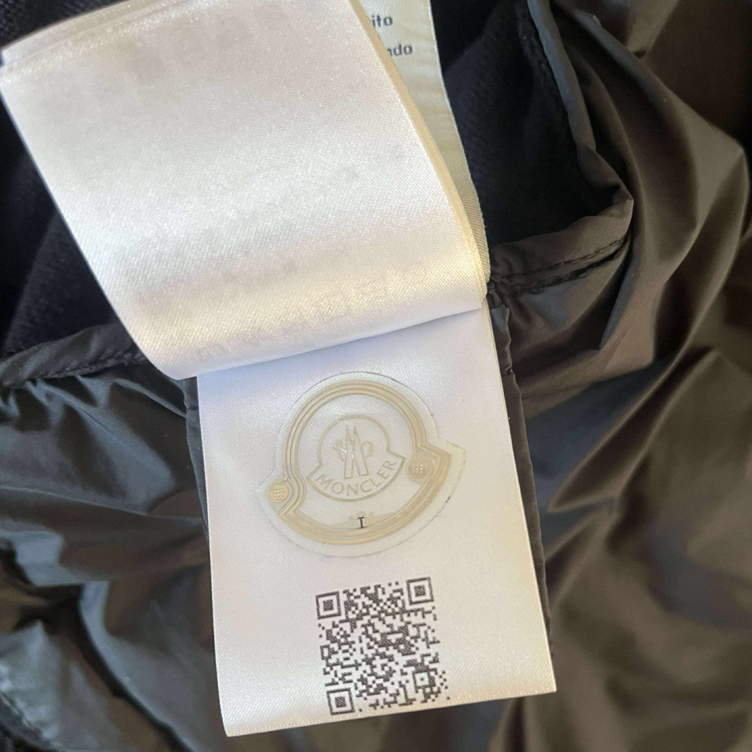 Moncler Down Cardigan Black – Size S