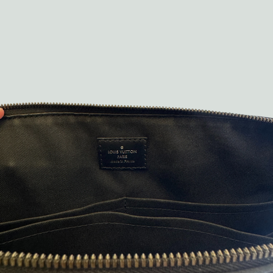 Louis Vuitton Porte-Documents Jour Monogram Eclipse