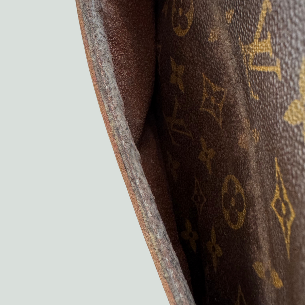 Louis Vuitton Monogram Compiegne 23 Clutch Hand Bag