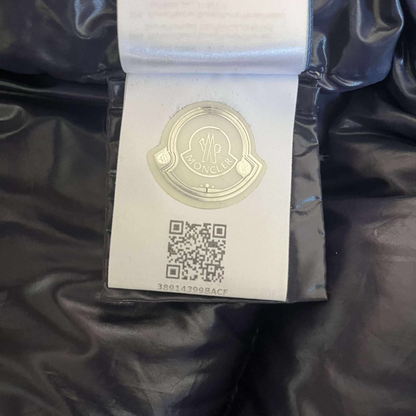 Moncler Montbeliard Down Jacket Navy – Size 164 (Fits S)