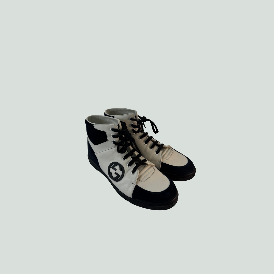 Gucci High-Top Sneakers in White and Black Leather – Size 43