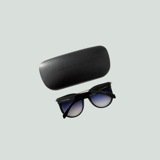 Alexander McQueen Round Sunglasses – Black/Blue Gradient
